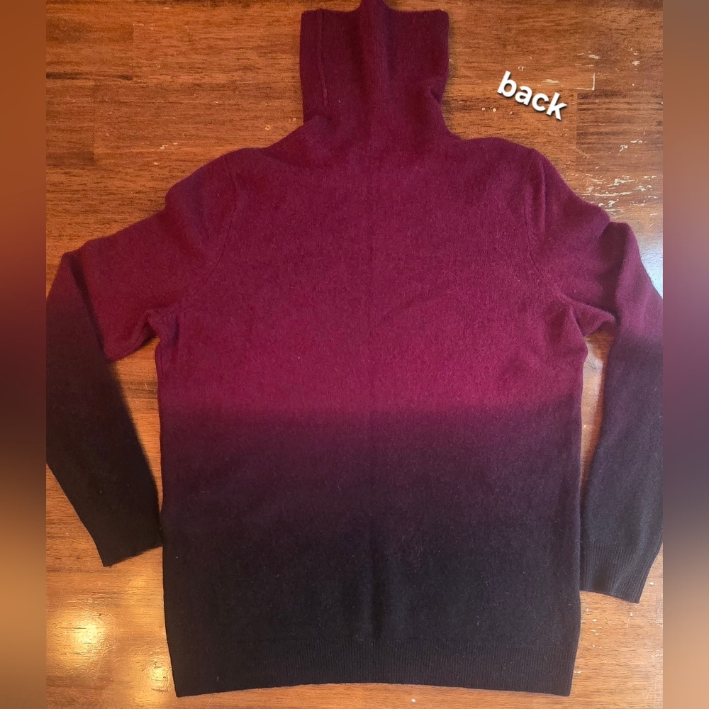 XL 100% 2-Ply Cashmere turtleneck Sweater, brand is "C by Bloomingdale's